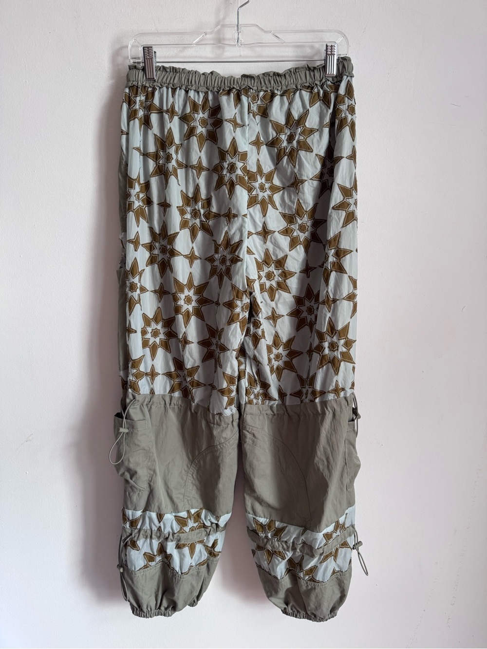 FP Movement Mountaineer Pant Sage Stone Combo Like New S $168 - Picture 3 of 14